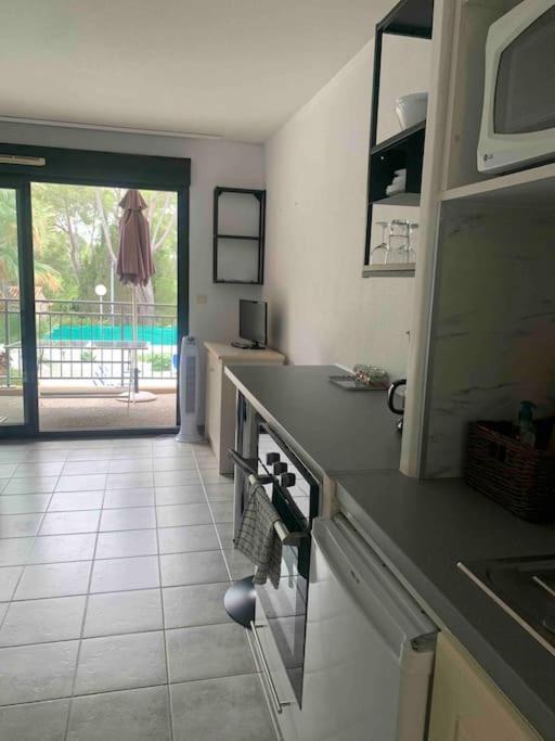 Les Appartements De La Marina 사나리쉬르메르 외부 사진